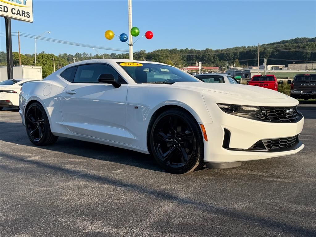 Summit White 2024 Chevrolet Camaro Coupe Rear-Wheel Drive Automatic