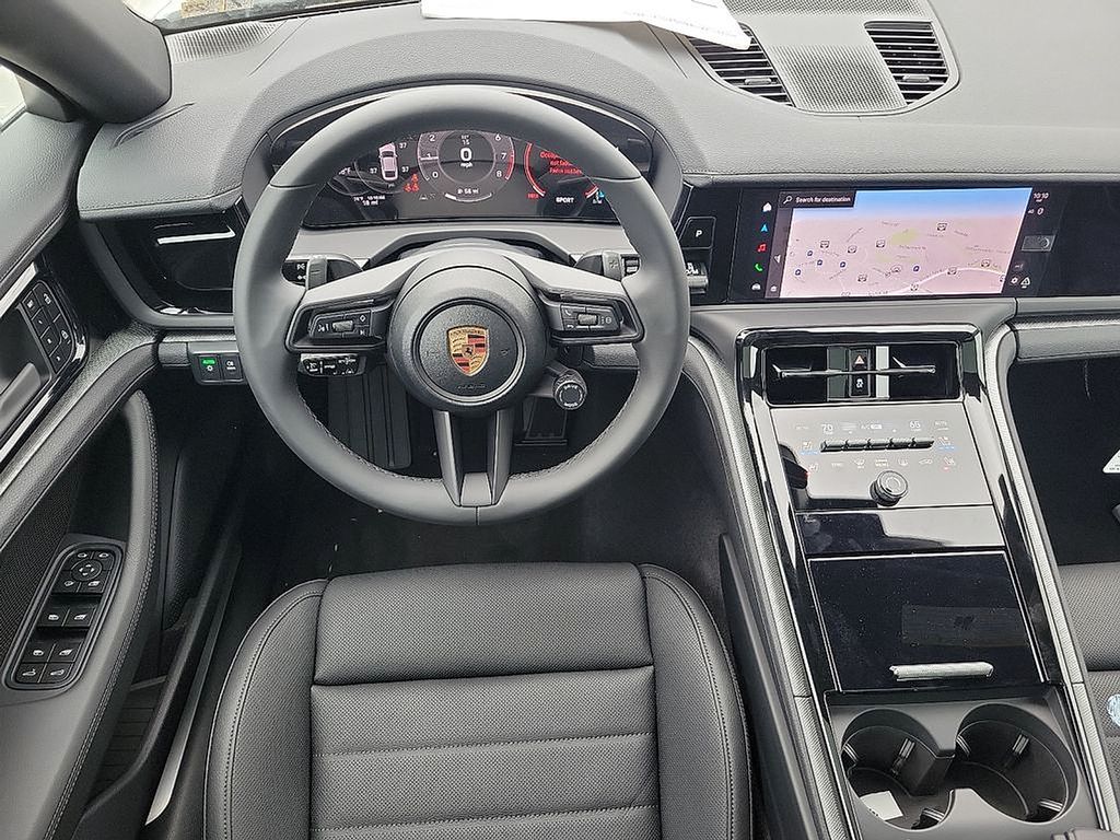 Thumbnail: 2024 Porsche Panamera - 11