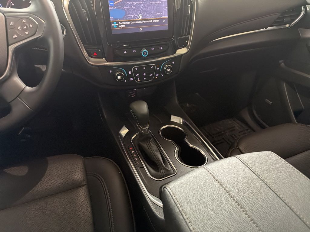 Thumbnail: 2023 Chevrolet Traverse - 16