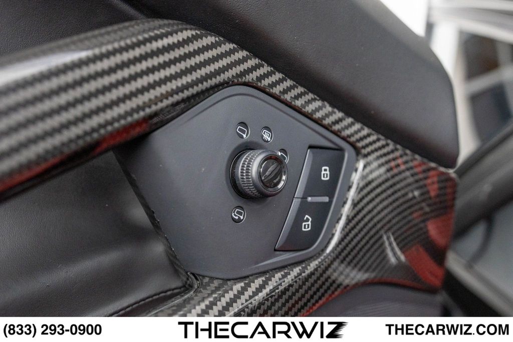 2017 Lamborghini Aventador Base - Photo 45