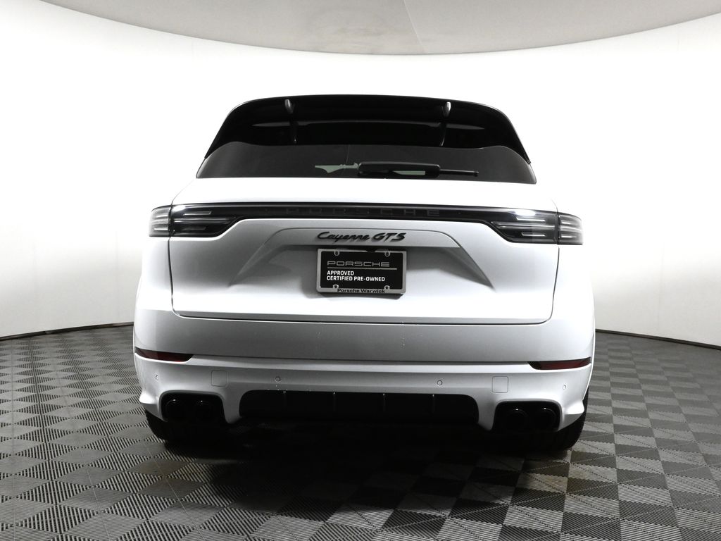 Thumbnail: 2022 Porsche Cayenne - 6