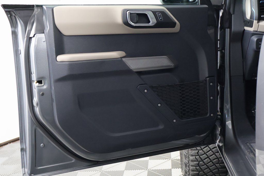 Thumbnail: 2022 Ford Bronco - 12