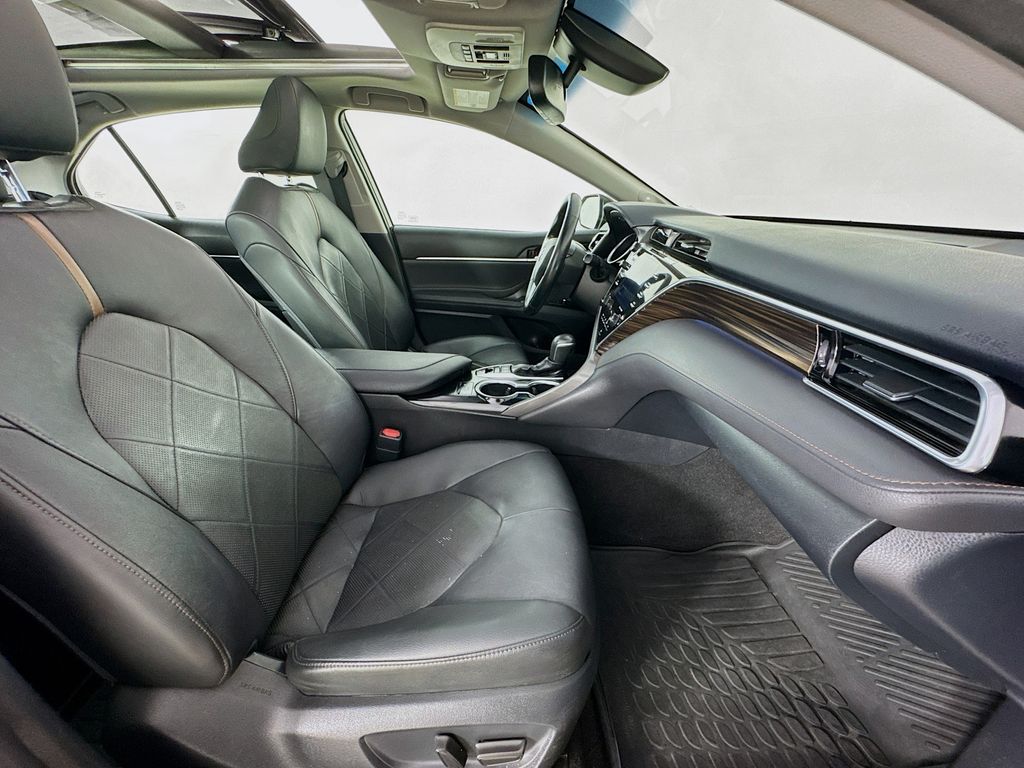 Used Car 2018 Toyota Camry  Xle For Sale Under $20,000 In Austin, Texas