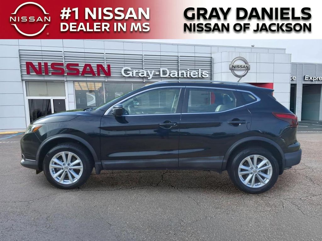 Used 2017 Nissan Rogue Sport SUV