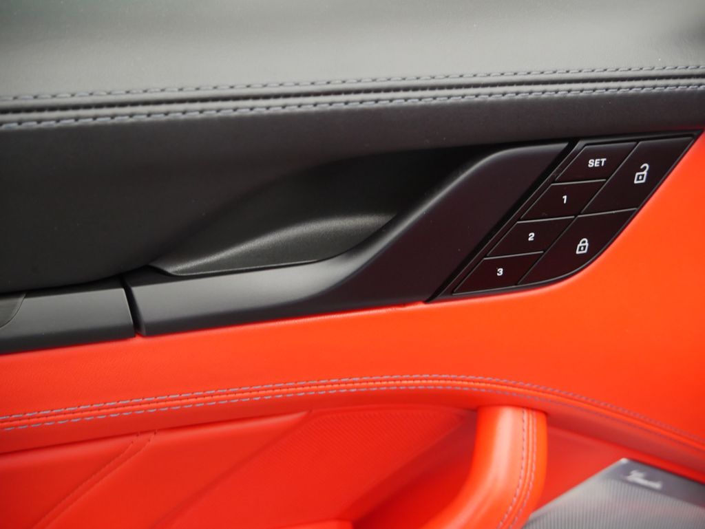 Thumbnail: 2023 Porsche 911 - 18