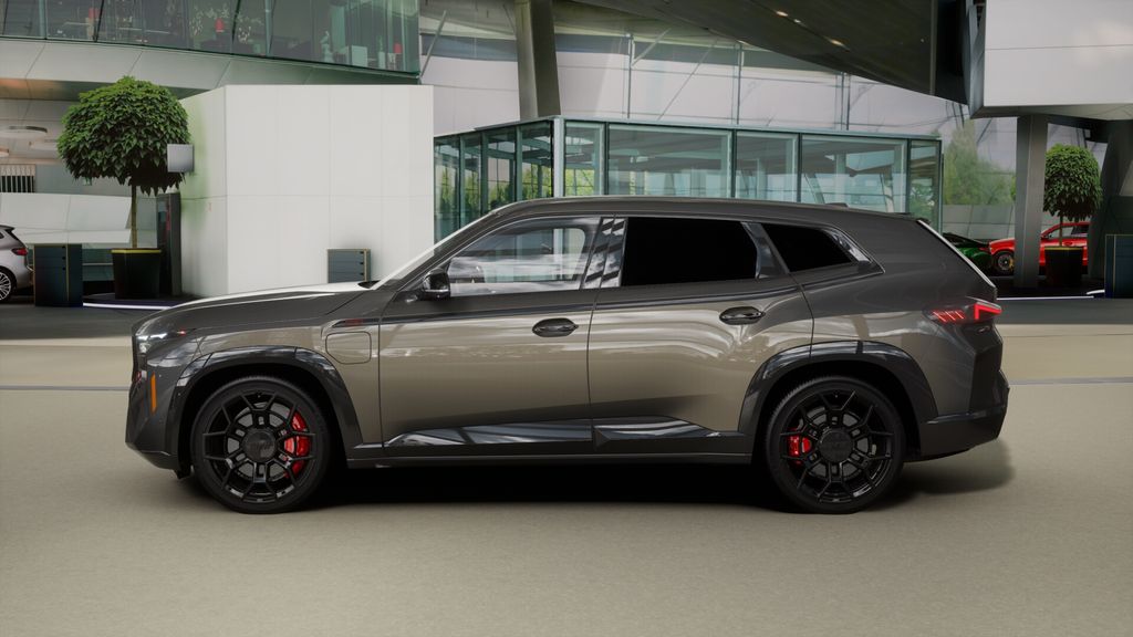 Thumbnail: 2026 BMW XM - 32