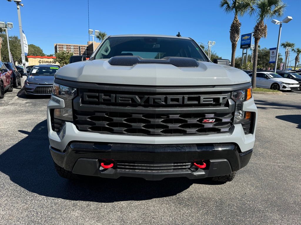 2025 Chevrolet Silverado 1500 Custom Trail Boss 2