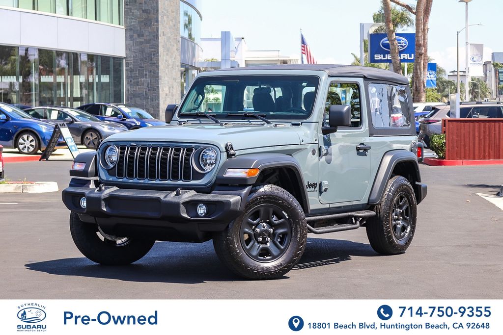 Anvil Clearcoat 2025 Jeep Wrangler SUV / Crossover Four-Wheel Drive 6-Speed Manual