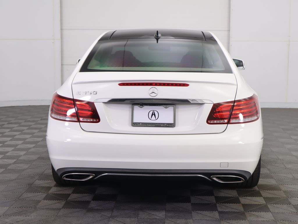 Thumbnail: 2014 Mercedes-Benz E-Class - 6