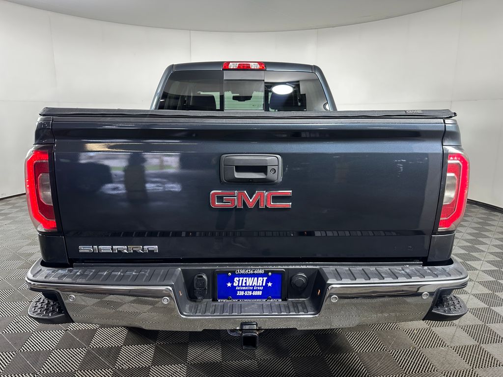 2018 GMC Sierra 1500 SLT - Image 4