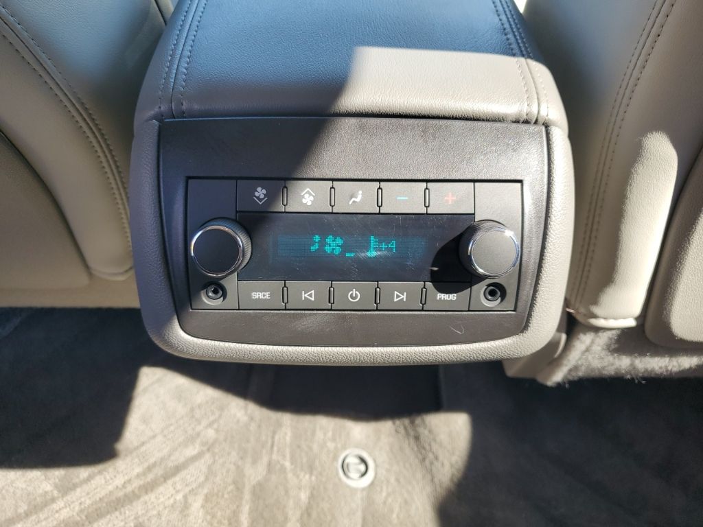 Used Car 2017 Buick Enclave  Leather Group For Sale Under $25,000 In Austin, Texas