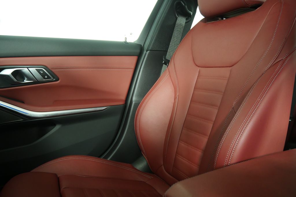 Thumbnail: 2023 BMW 3 Series - 28