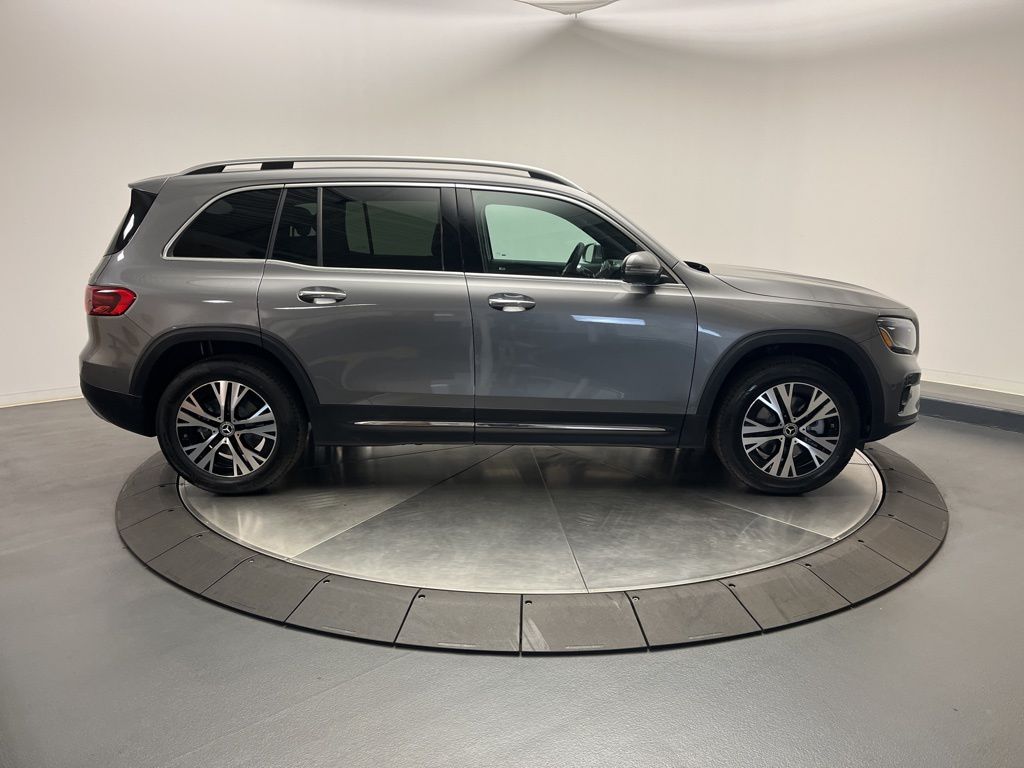 Thumbnail: 2026 Mercedes-Benz GLB - 8