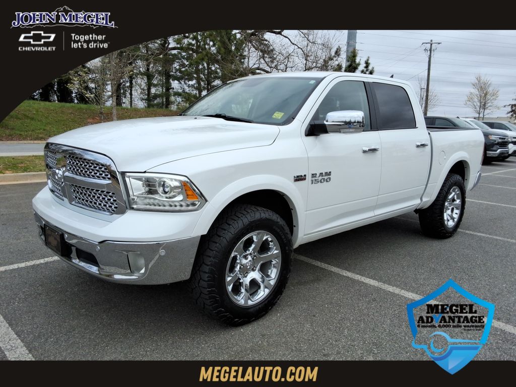 2017 RAM 1500 Laramie Crew Cab 4WD