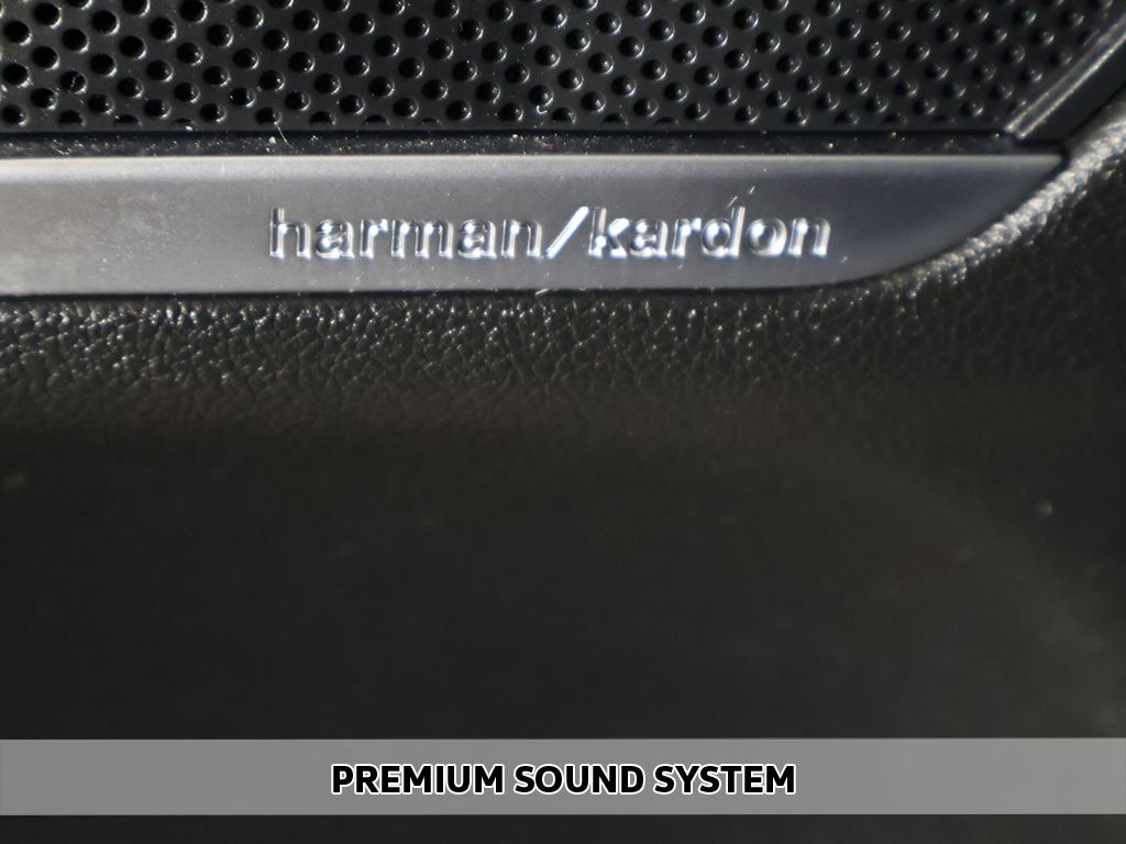 Used 2023 Gray Hyundai SEL image 5