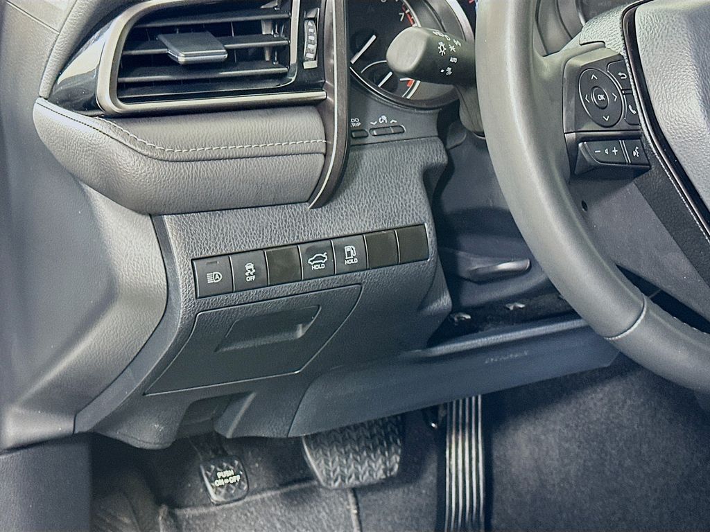 Thumbnail: 2024 Toyota Camry - 10