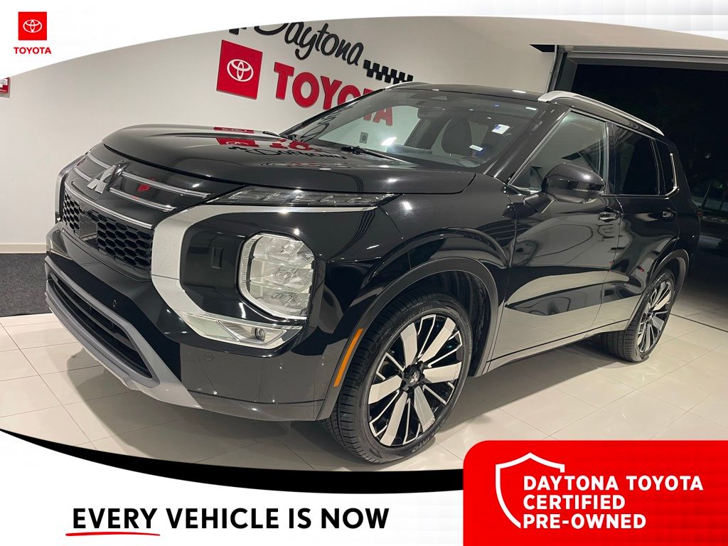 Used 2025 Mitsubishi Outlander SUV