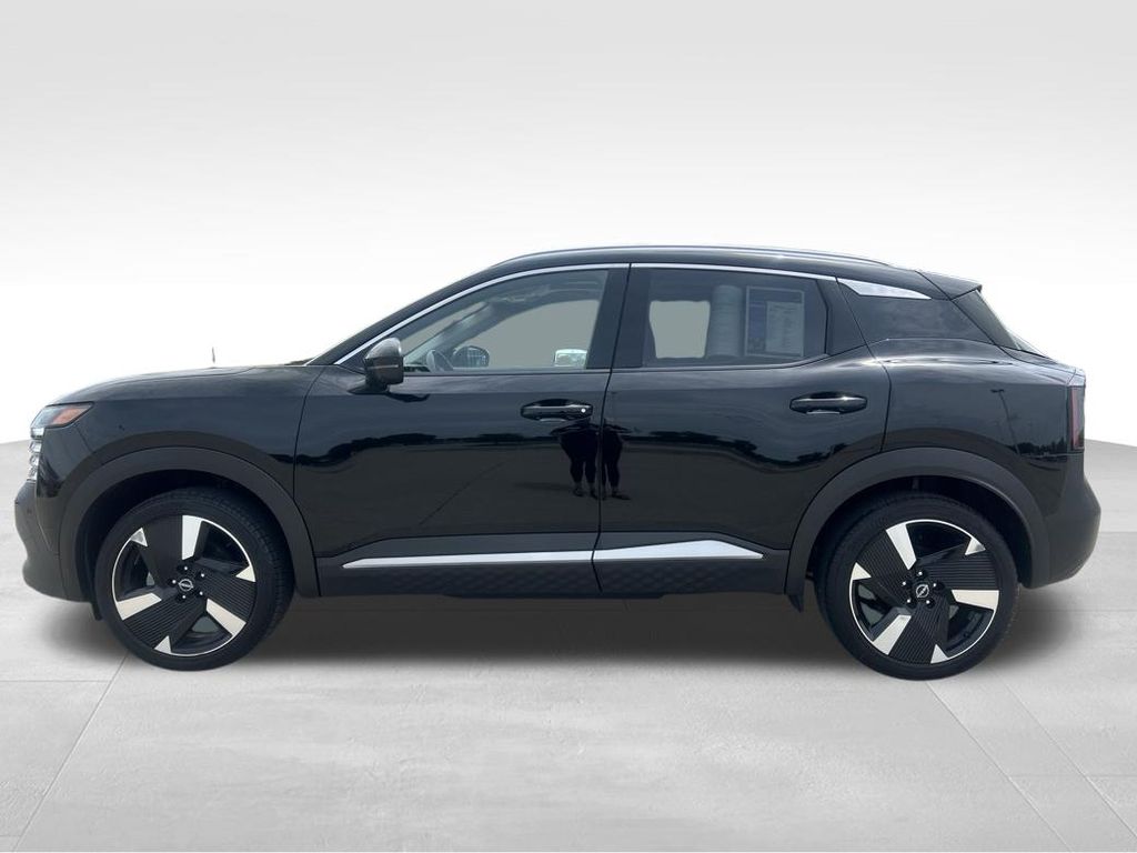 Used 2025 Nissan Kicks SUV