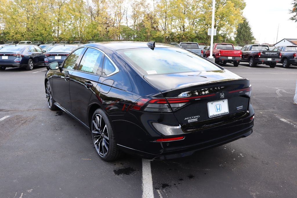 2025 Honda Accord Touring 3