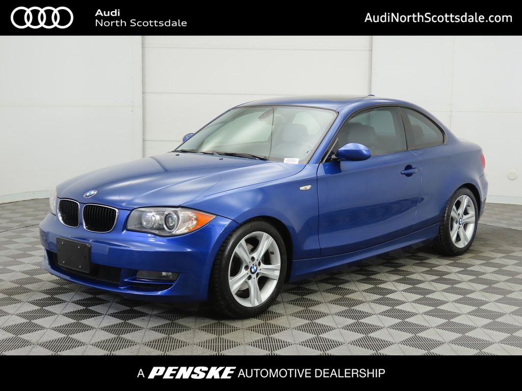 2009 BMW 1 Series 128i Hero Image