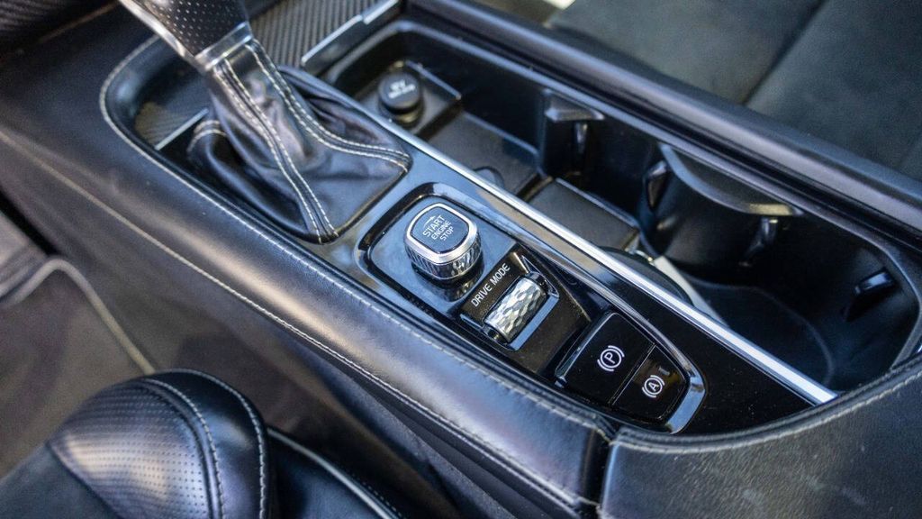 Used 2019 Volvo XC90 T6 R-Design 4D Sport Utility