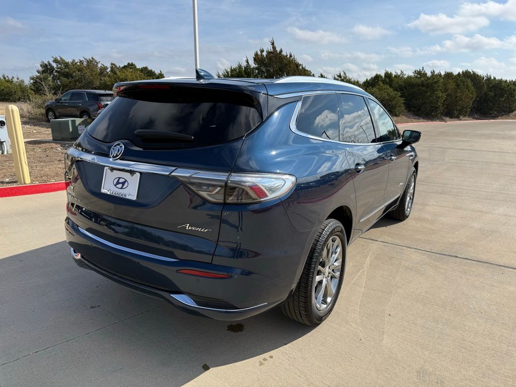 Thumbnail: 2022 Buick Enclave - 5