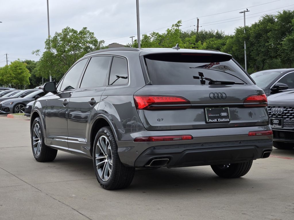 used 2025 Audi Q7 car, priced at $49,941