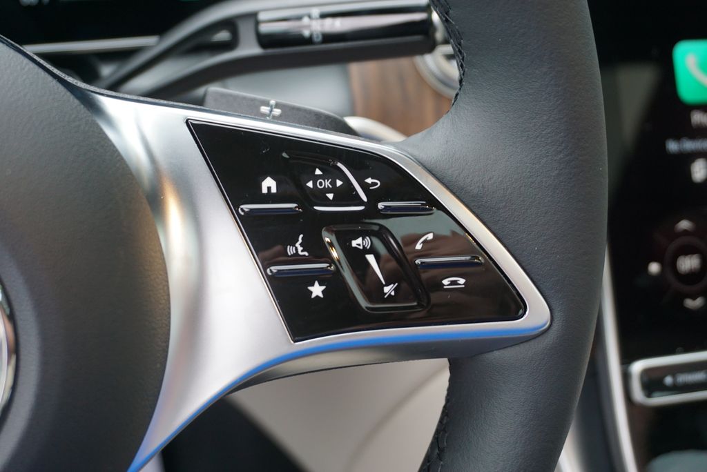 Thumbnail: 2026 Mercedes-Benz GLC - 28