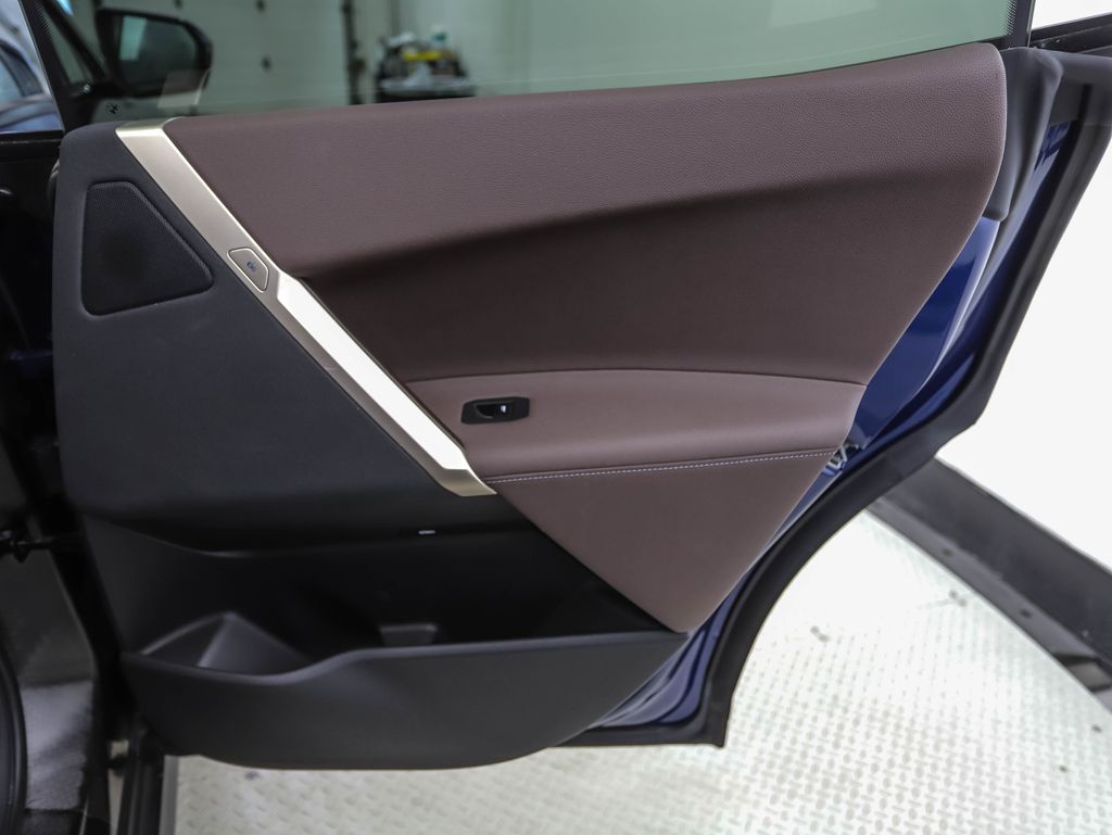 Thumbnail: 2024 BMW iX - 25