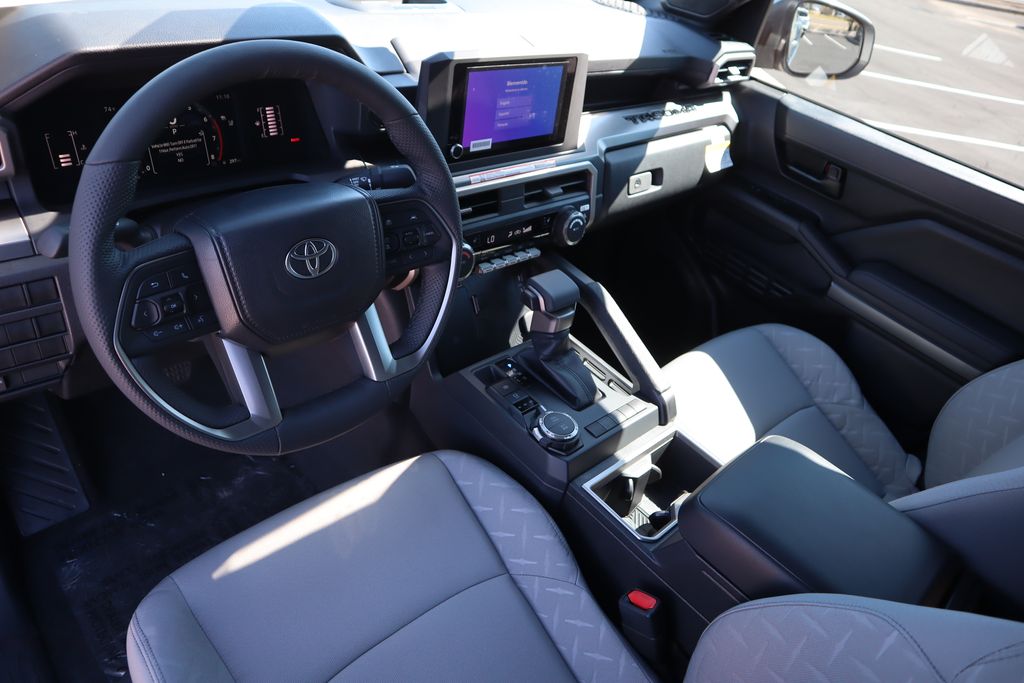 Thumbnail: 2025 Toyota Tacoma - 9