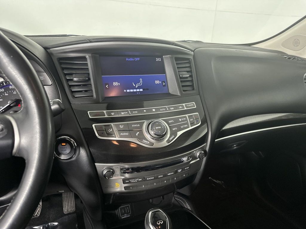 2020 INFINITI QX60 LUXE 25