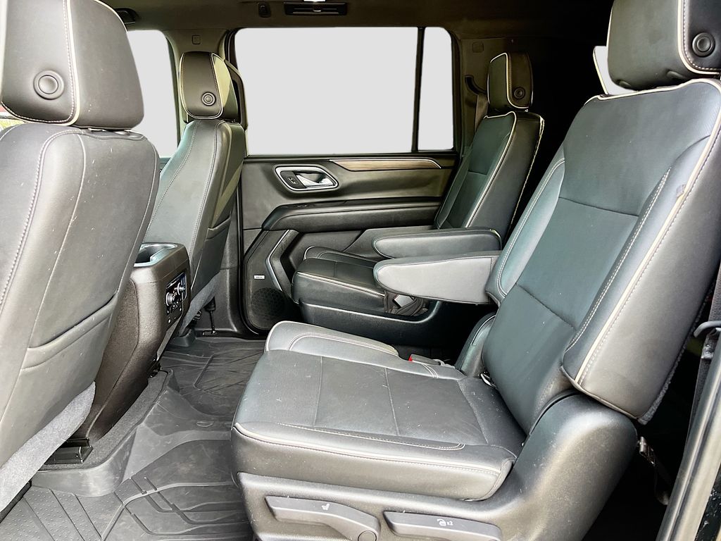 Used 2021 Black Chevrolet Premier image 26