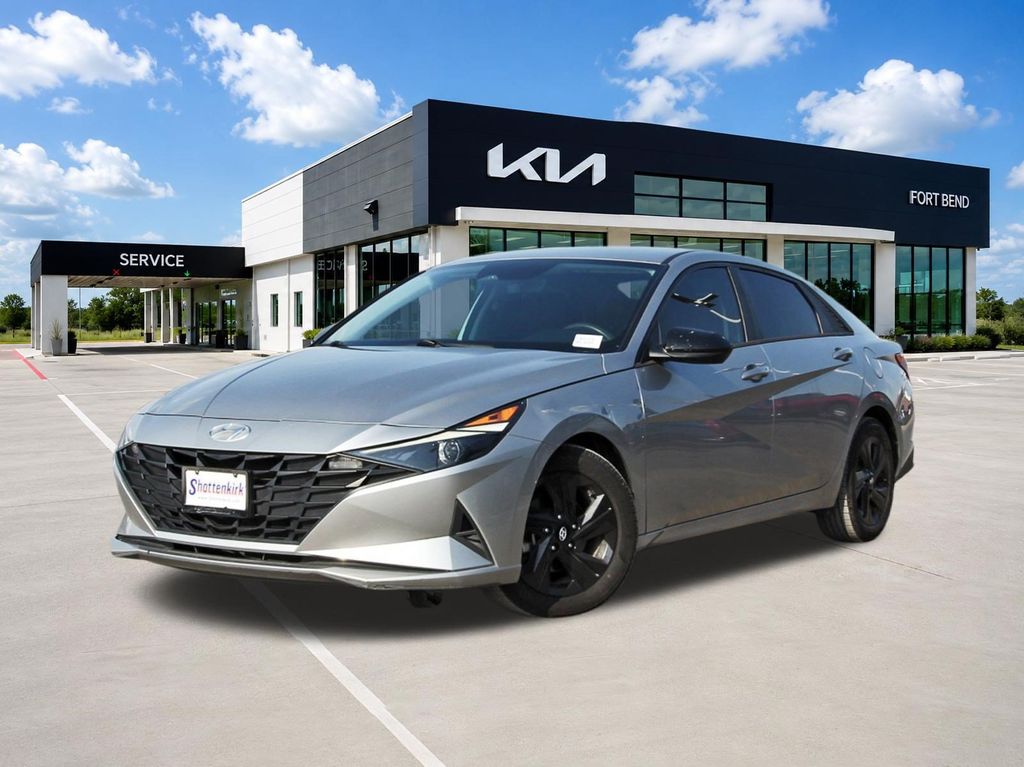 2022 Hyundai Elantra SEL Silver at Emmons Autoplex
