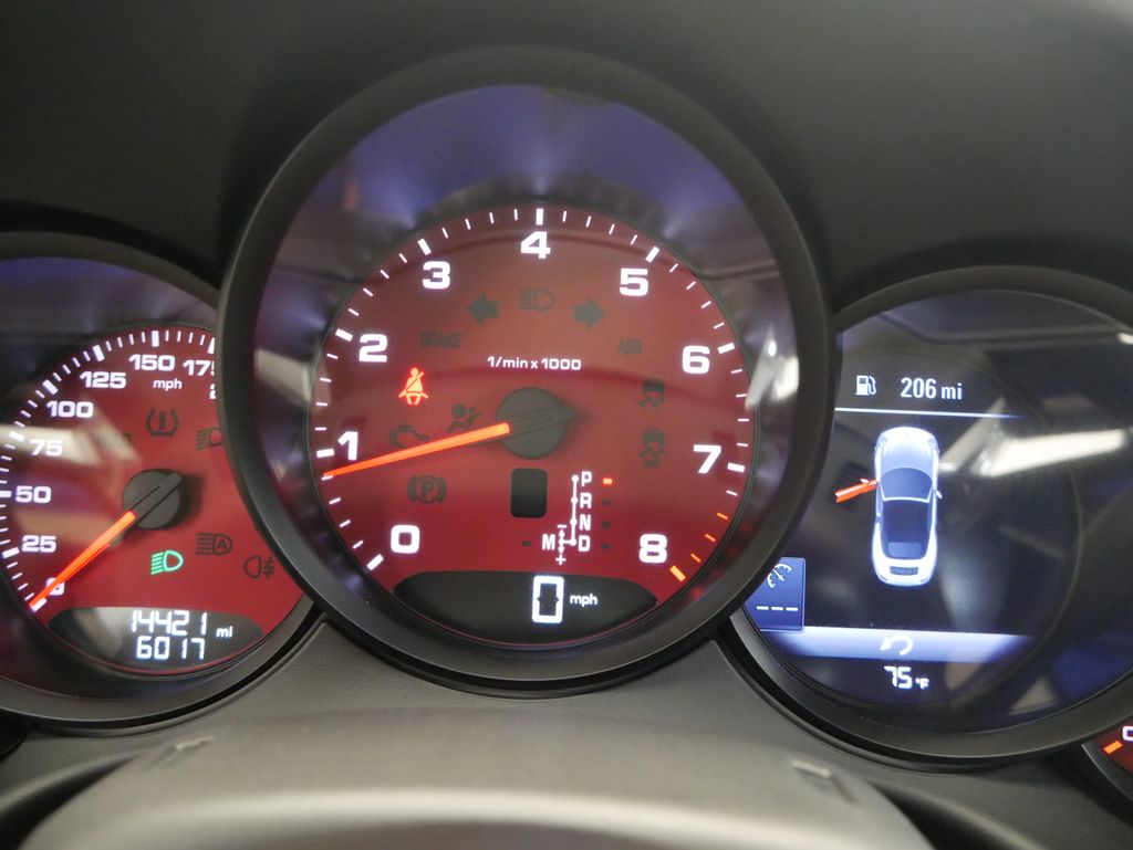 Thumbnail: 2019 Porsche 911 - 26