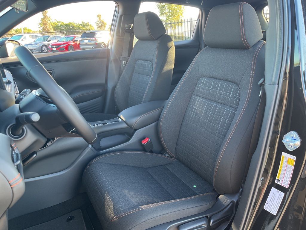 Thumbnail: 2026 Honda HR-V - 12