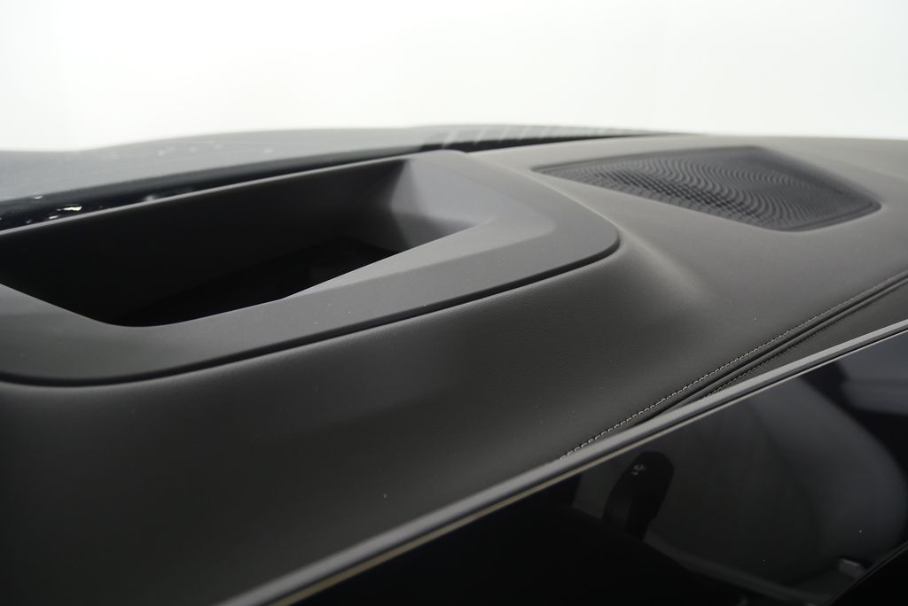 Thumbnail: 2026 BMW X6 - 19