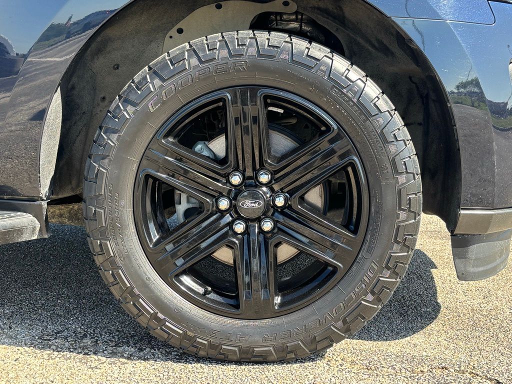 2021 Ford Expedition Max XLT photo