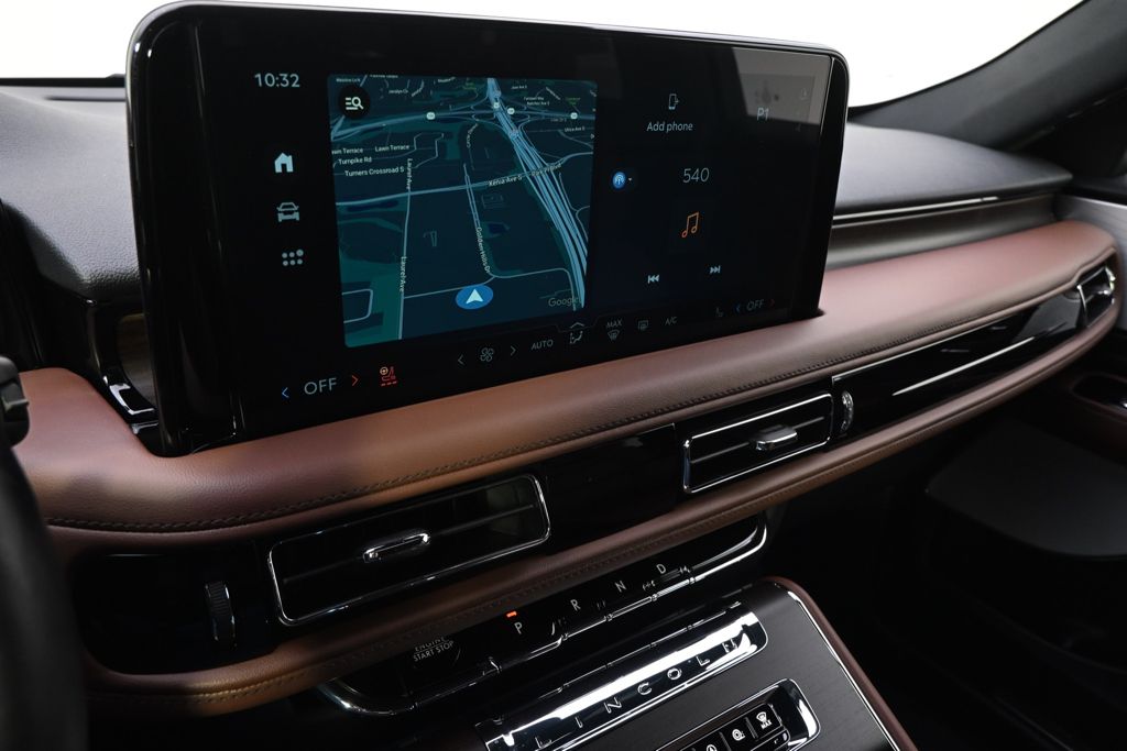 New 2026 White Lincoln Reserve image 27