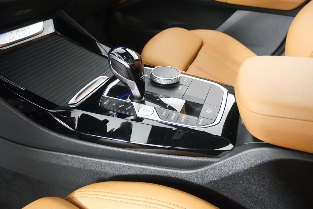 2024 BMW X3 sDrive30i 24
