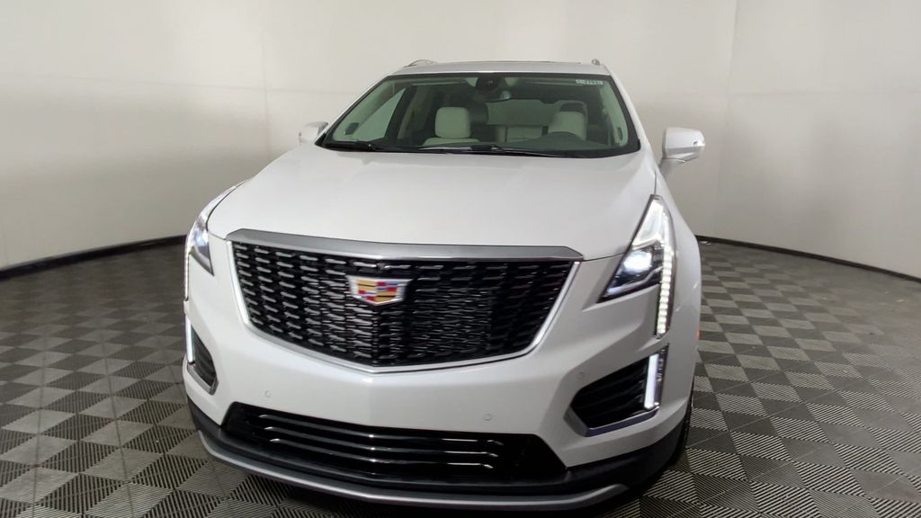 2025 Cadillac XT5 Premium Luxury 3