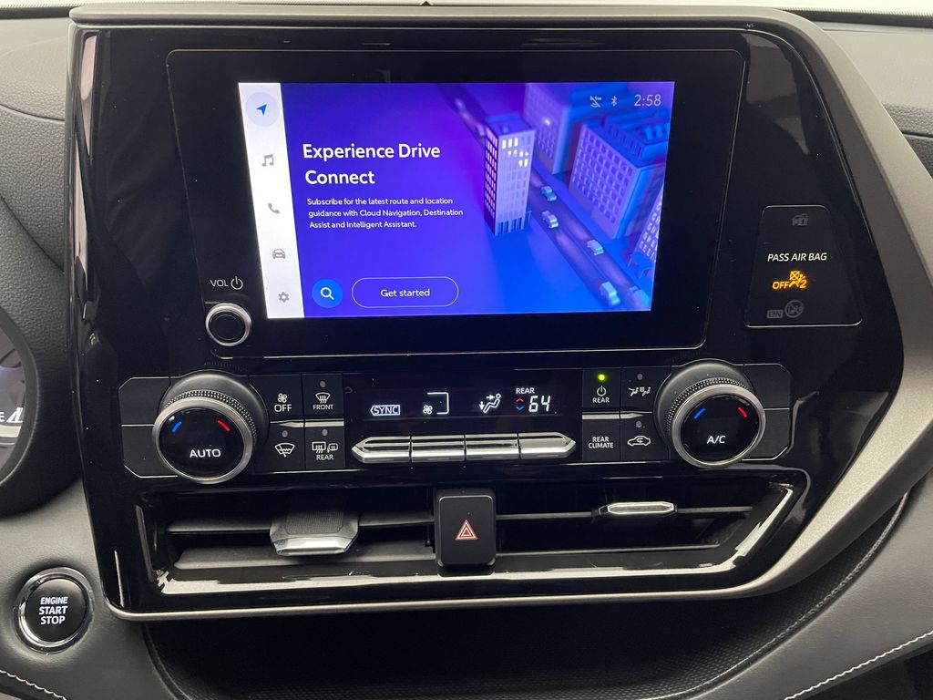 Thumbnail: 2023 Toyota Highlander - 25