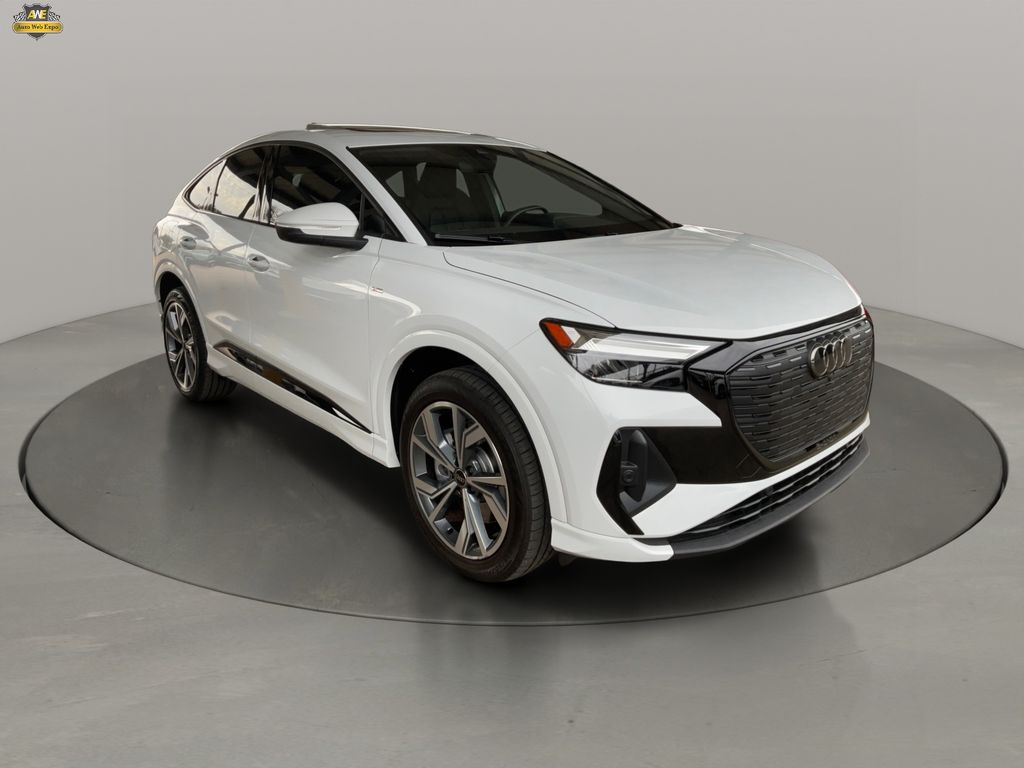 Glacier White Metallic 2023 Audi Q4 e-tron Sportback quattro Premium 50 Sedan All-Wheel Drive Automatic