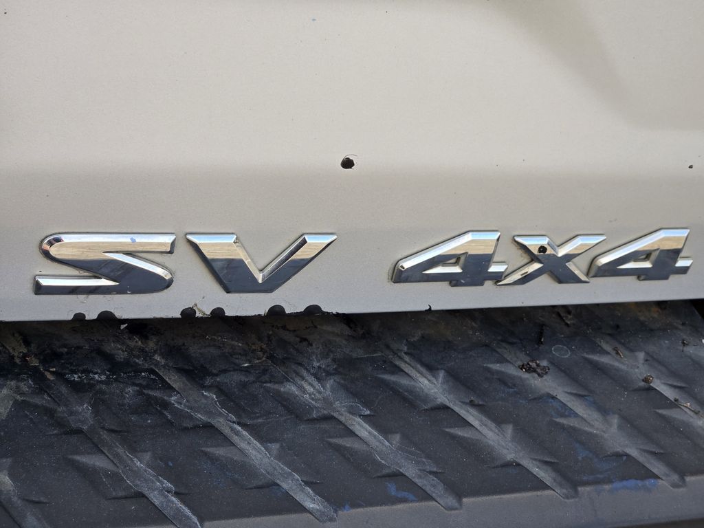 2018 Nissan Titan SV - 9
