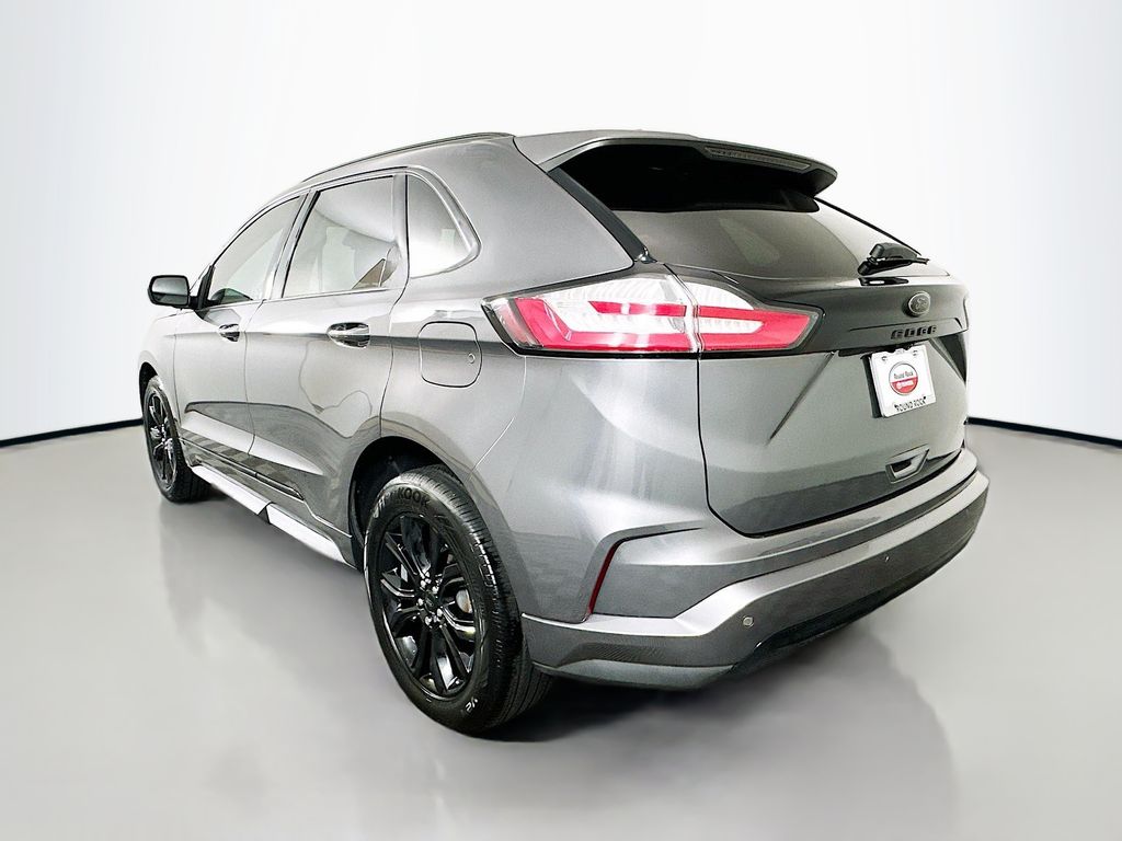 Thumbnail: 2022 Ford Edge - 7