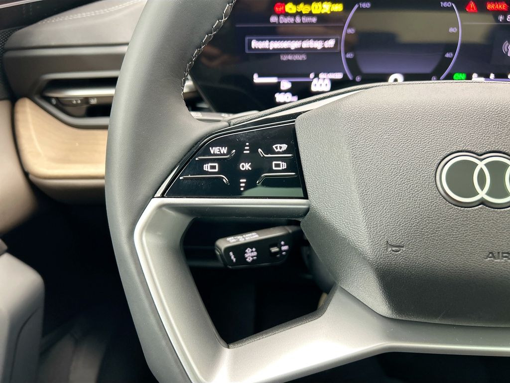 Thumbnail: 2025 Audi Q5 - 12