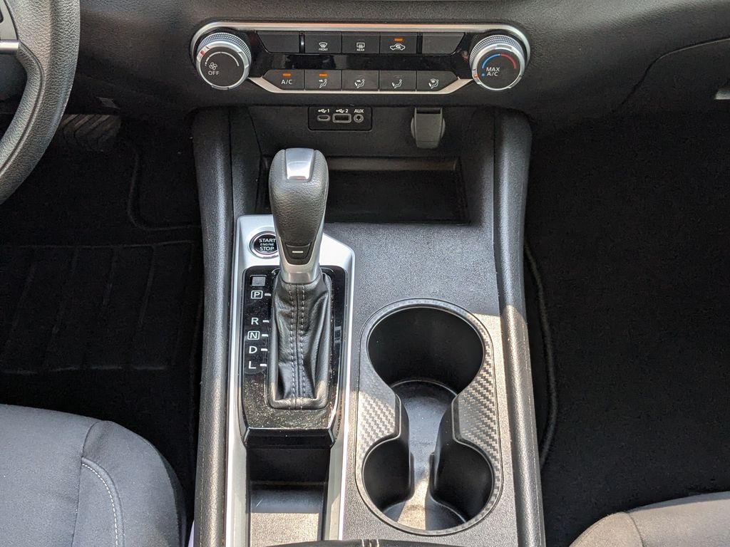 Used 2025 Nissan Altima Sedan