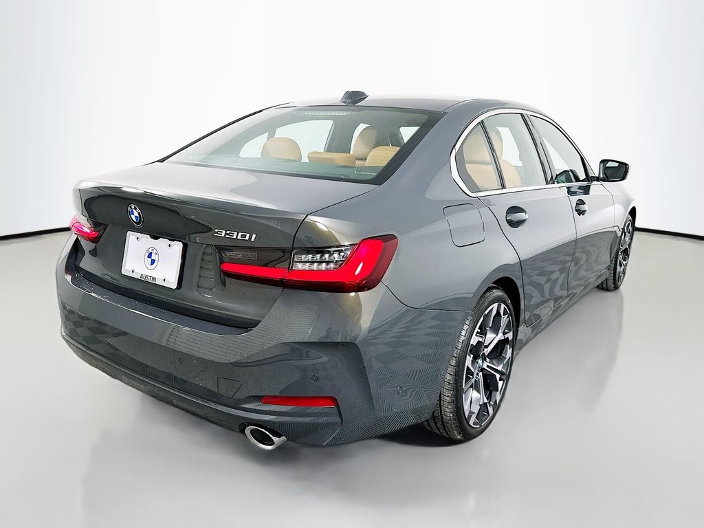 Thumbnail: 2026 BMW 3 Series - 5