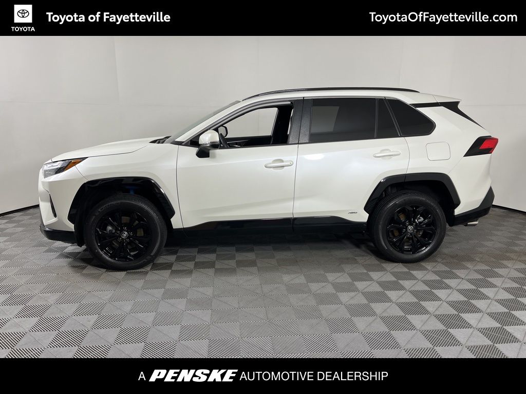 Thumbnail: 2022 Toyota RAV4 - 2
