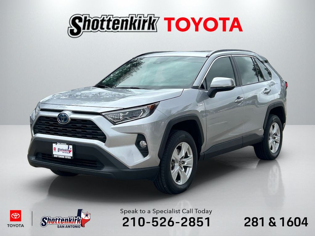 2021 Toyota RAV4 Hybrid XLE AWD's photo