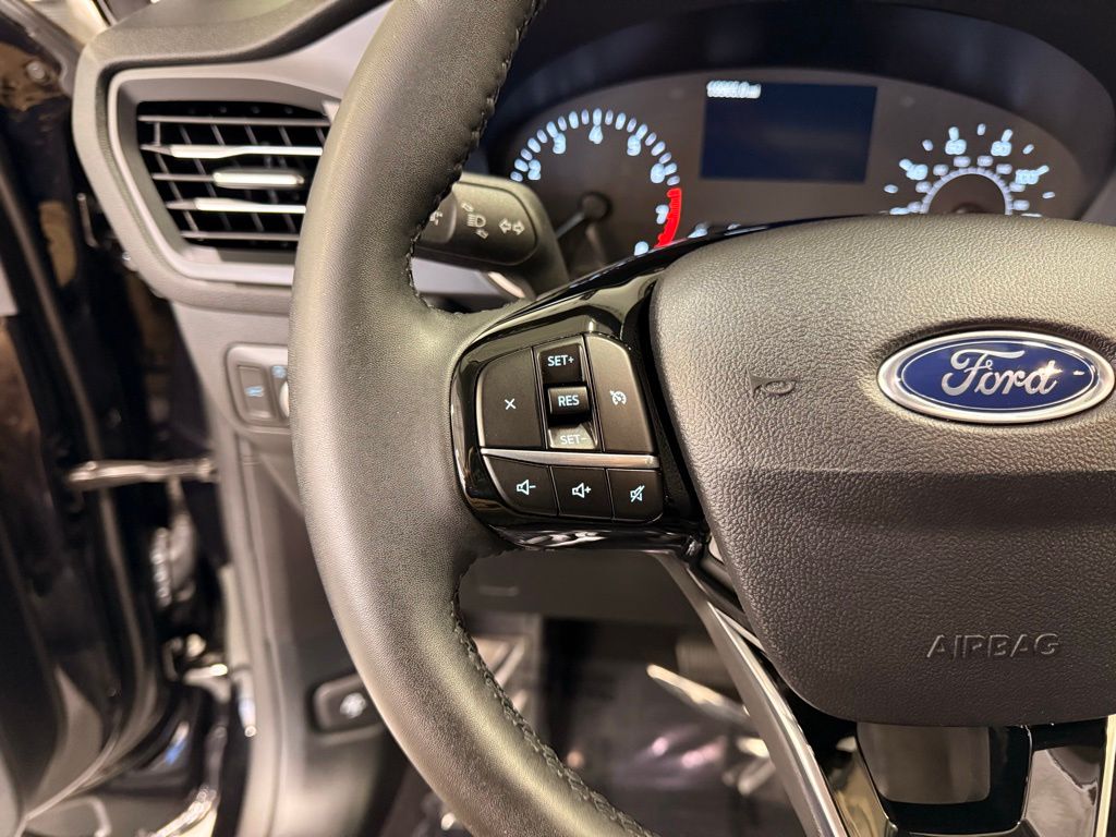 2022 Ford Escape SEL 13